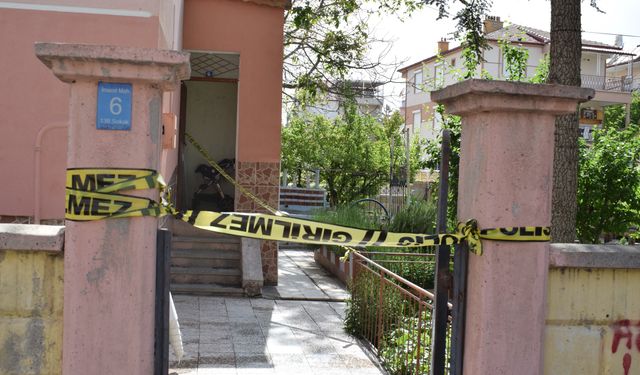KARAMAN'DA HAVUZA DÜŞEN 3 YAŞINDAKİ ÇOCUK YAŞAM MÜCADELESİ VERİYOR
