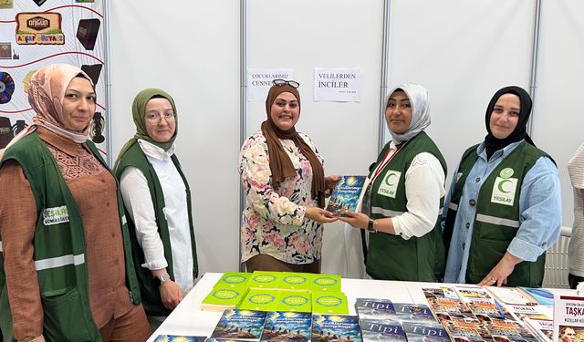 38 YAŞINDAN SONRA HEM OYUNCU, HEM YAZAR OLDU