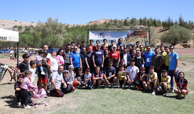 Karaman’da Bisiklet Coşkusu: 200 Sporcu Şampiyonluk İçin Yarıştı