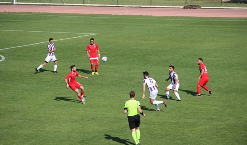 TFF 3. Lig: Karaman Belediyespor: 0&nbsp; - Yomraspor: 2