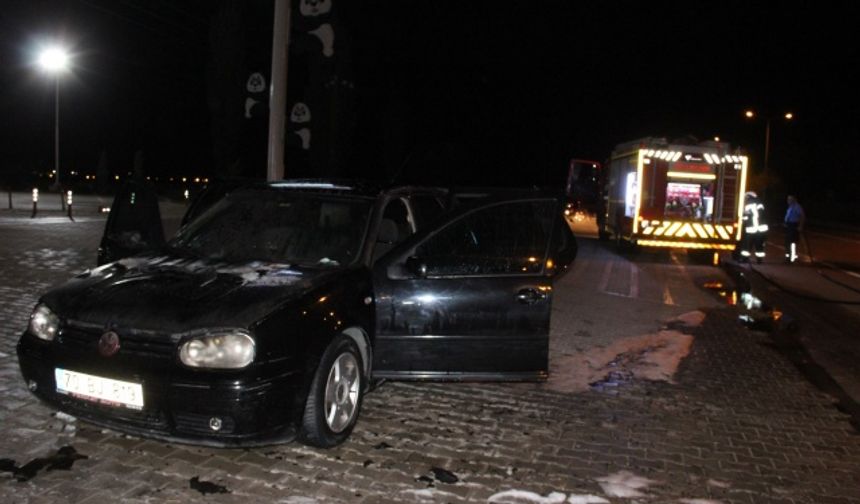 Seyir Halindeki Otomobil Biranda Alev Topuna Döndü