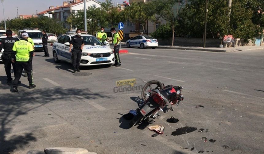 Karaman’da Midibüs ile Motosiklet Çarpıştı: 2 Yaralı