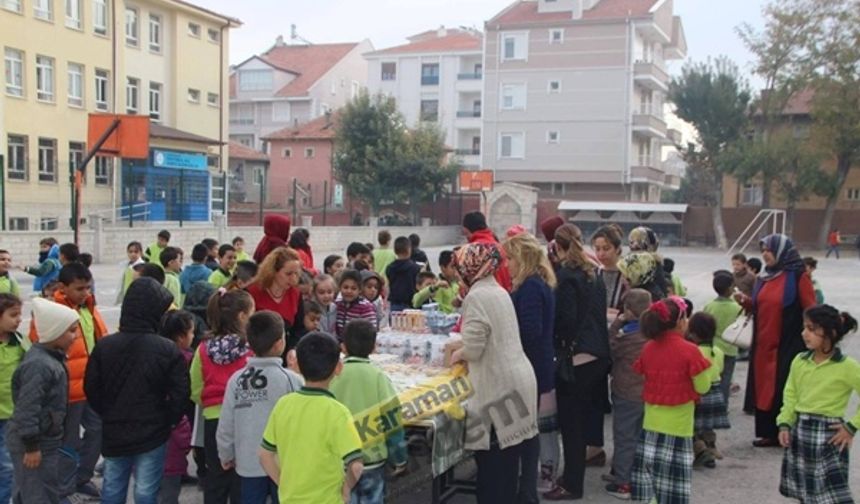 Miniklerden Yetim Kardeşleri İçin Kermes