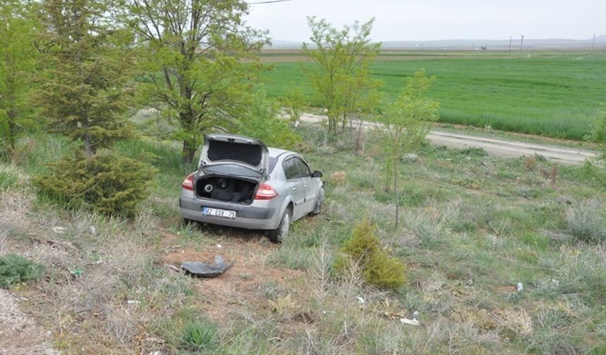 Hastane Yolunda Kaza Geçiren 3 Kişi Ölümden Döndü