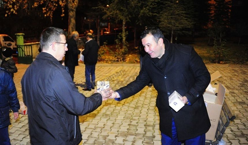KARAMAN BELEDİYESİ KANDİL SİMİDİ İKRAM ETTİ