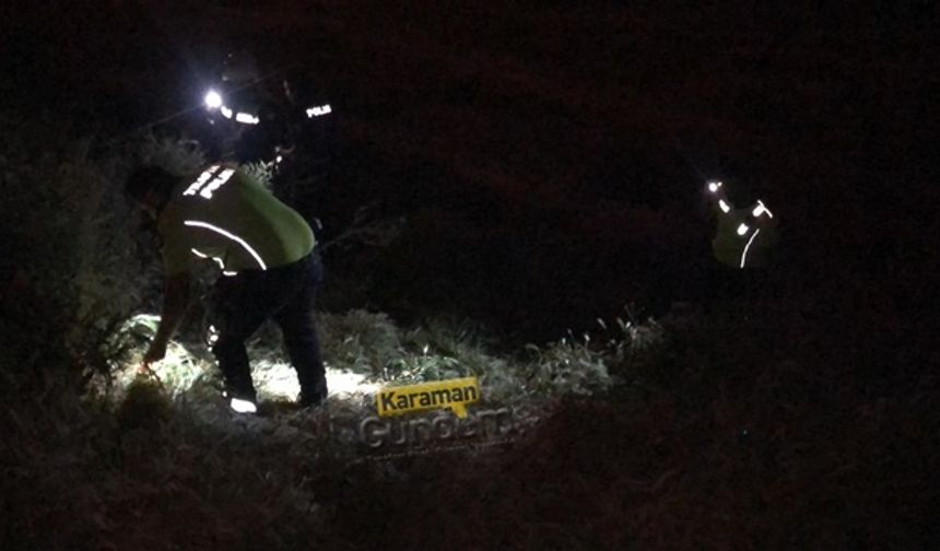 Trafik Polisi Feneriyle Ararken Otların İçinde Buldu