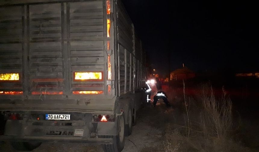 Karaman’da Mısır Yüklü Tır Alev Aldı