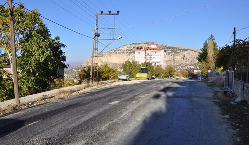 Yol Bakım ve Onarım Çalışmaları Devam Ediyor