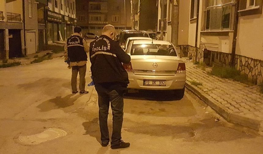 Karaman'da Tüfekle Ateş Edilen Dairenin Balkon Camı Kırıldı