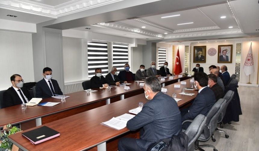 Manuşla Herkes Doyasıya Eğlendi
