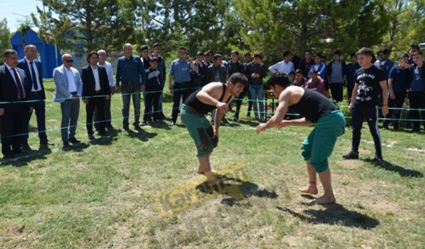 Karaman'da Fırtına Etkili Oldu!