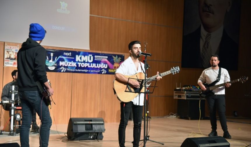 KMÜ Müzik Topluluğundan Muhteşem Performans