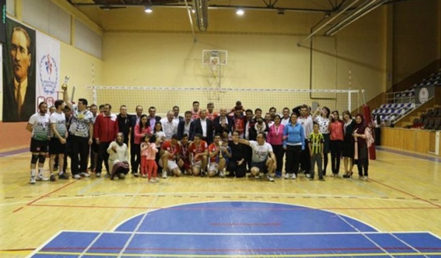 Voleybol’da Kupanın Adı Ziraat Bankası