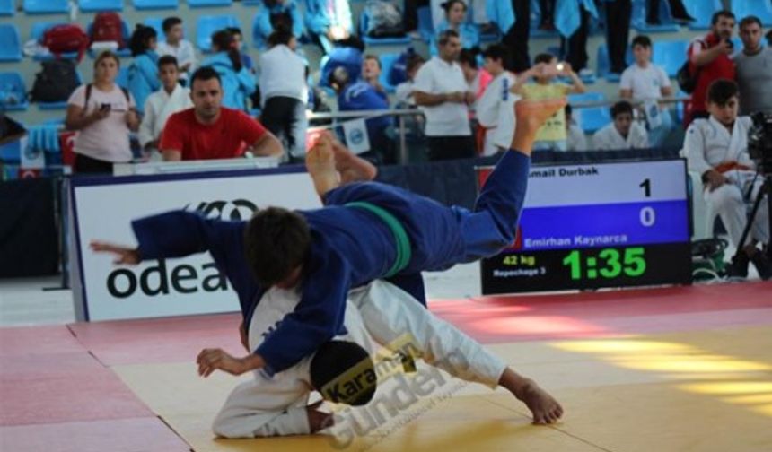 Judo Şampiyonası’nda İkinci Gün Müsabakaları Tamamlandı