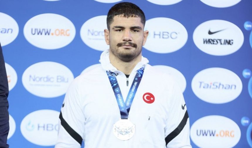 Taha Akgül'den Bir Başarı Daha