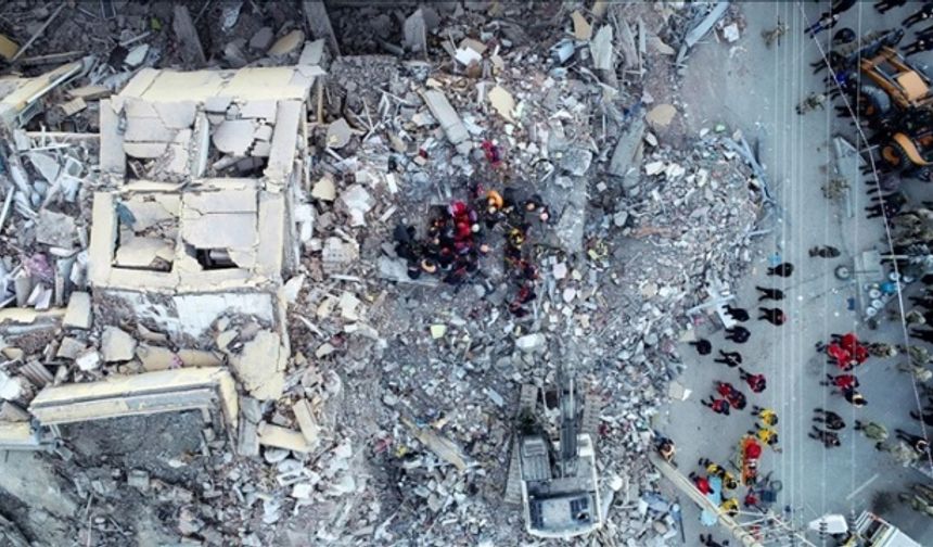 AFAD: Depremde Ölenlerin Sayısı 20'ye Yükseldi, Yaralı Sayısı 1015