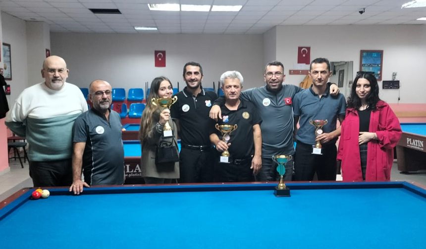 3 Bant Bilardo Turnuvası Sona Erdi