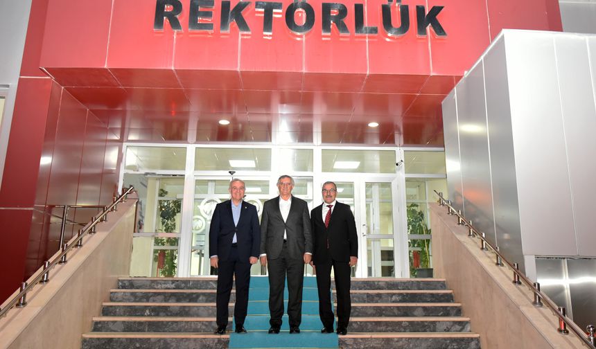 KMÜ İle Kırgızistan-Türkiye Manas Üniversitesi Arasında Protokol