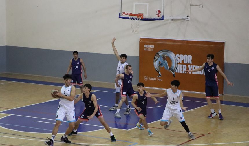 U18 Erkekler Basketbol Bölge Şampiyonası Sona Erdi