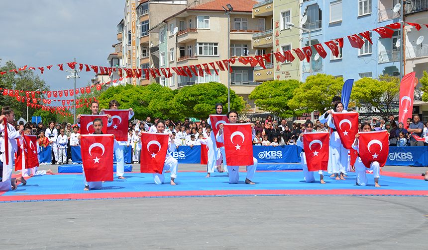 19 Mayıs Atatürk'ü Anma, Gençlik ve Spor Bayramı Kutlandı