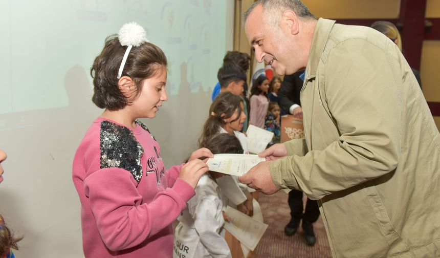 ‘Haydi Gel Spor Yapalım’ Projesinde Sertifika Töreni