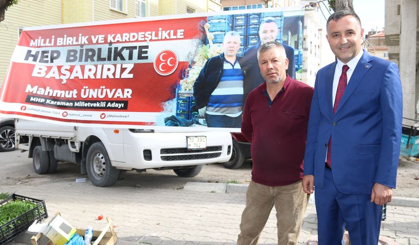 Pazar Esnaflarından Ünüvar’a Pankart Sürprizi