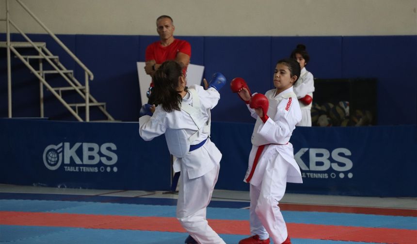 Analig Karate Grup Müsabakalarında Heyecan Başladı