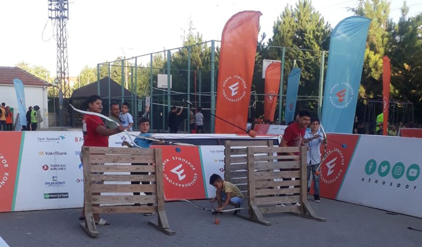 Etnospor Etkinlik Tırı Karaman’da Depremzede Çocuklarla Buluştu