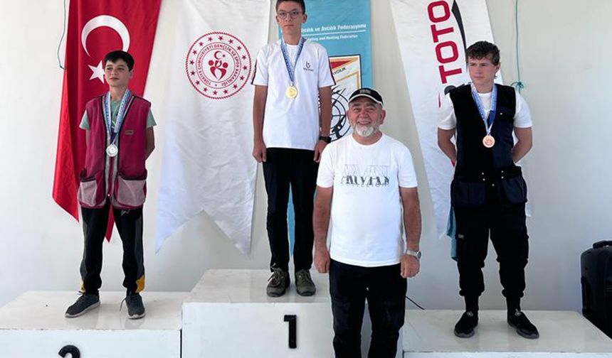 Karaman Atıcılık Takımı Konya’dan Madalyalarla Döndü