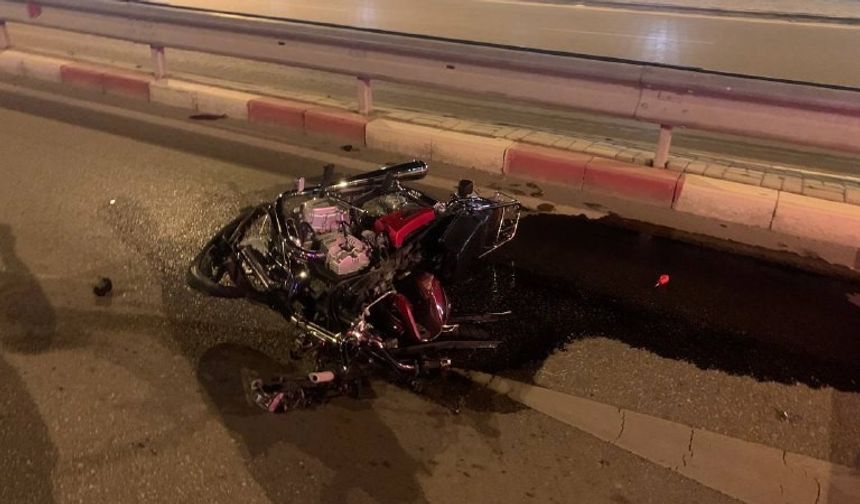 Karaman’da Otomobil İle Motosiklet Çarpıştı: 2 Yaralı