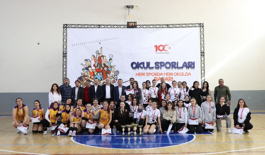 Okul Sporları Voleybolda Şampiyonlar Belli Oldu