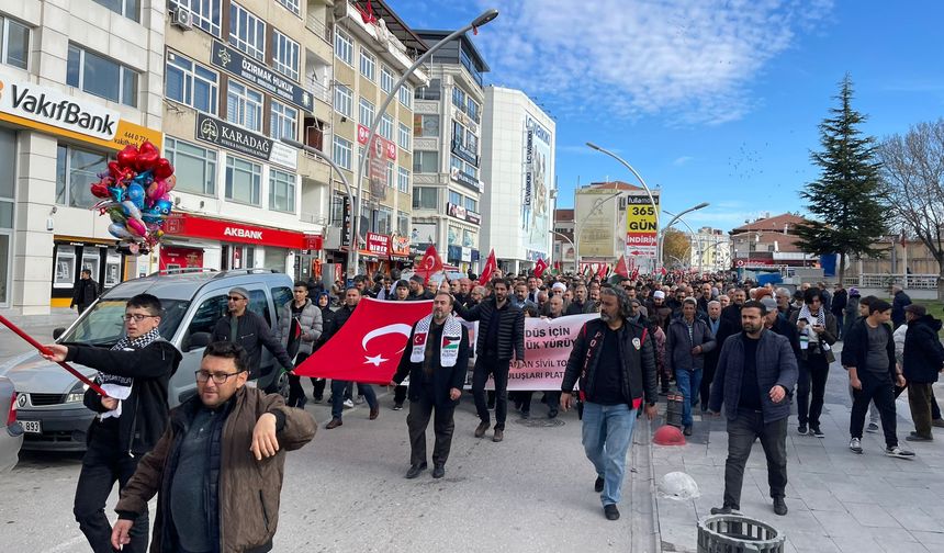 Yüzlerce Vatandaştan Filistin’e Destek!