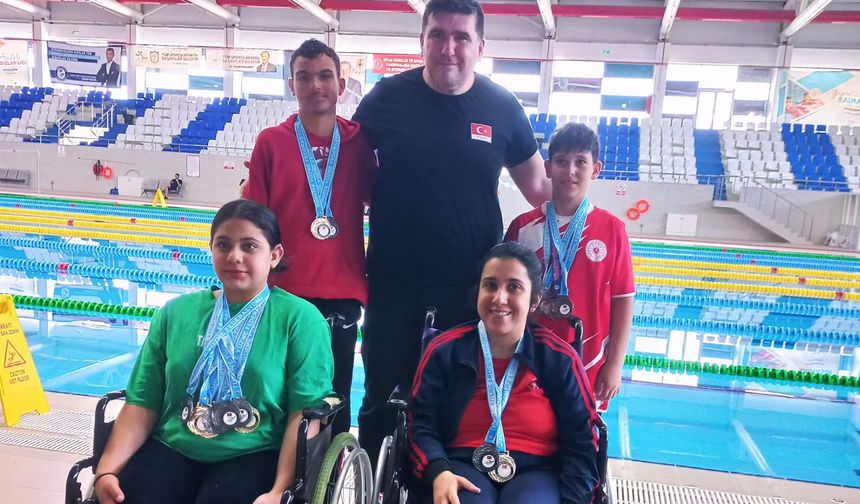 Karaman Bedensel Engelliler Yüzme Takımı Engel Tanımıyor