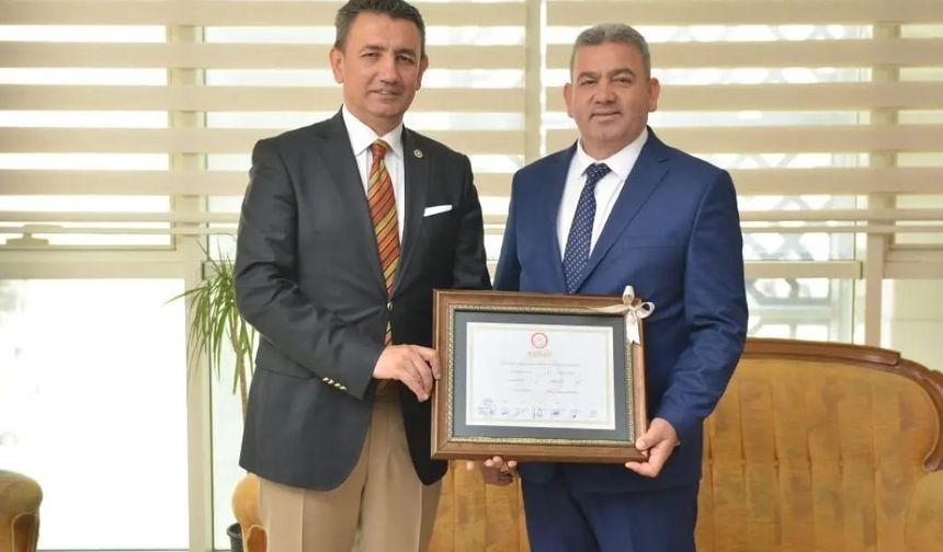 Yeşildaş Mazbatasını Alarak Göreve Başladı