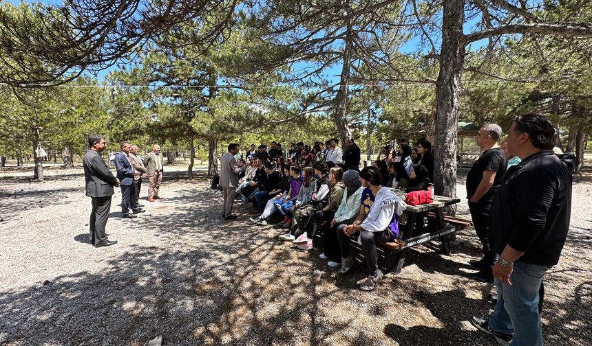 Karaman TOBB Fen Lisesi Öğrencileri ‘Geleneksel Motivasyon Pikniğinde Stres Attı