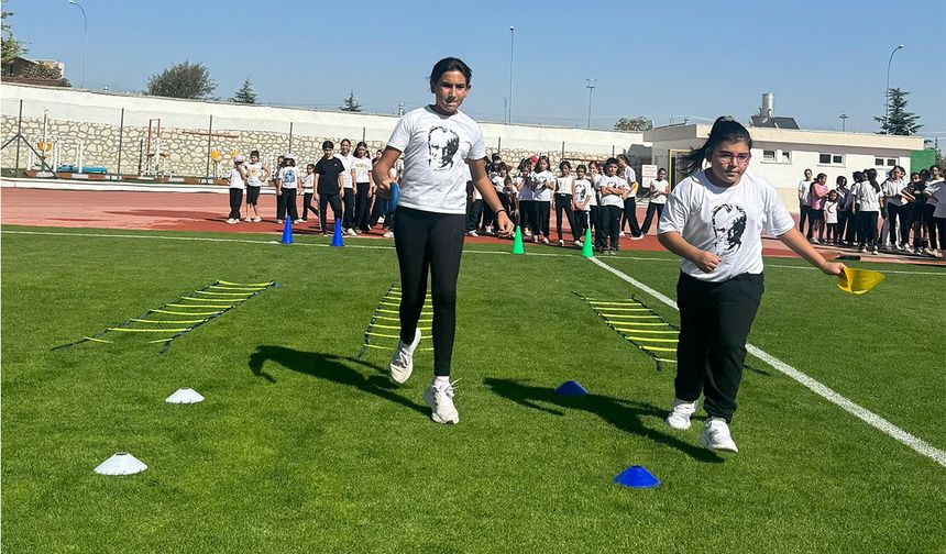 Dünya Kız Çocukları Gününde Gönüllerince Eğlendiler