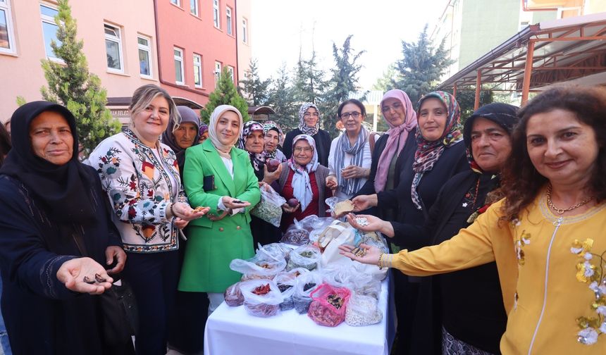 Karaman’da Kadın Çiftçilere Teşekkür Belgesi Verildi