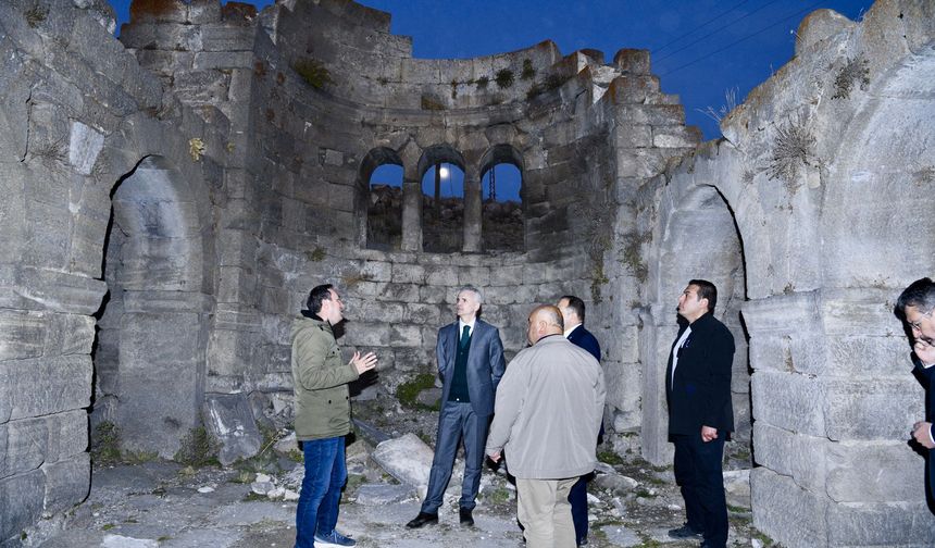 Vali Çiçekli, Binbir Kilise’de İnceleme Yaptı