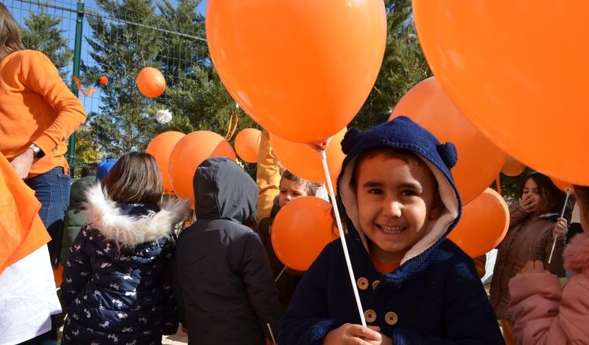 Miniklere Lösev Farkındalık Etkinliği Düzenlendi