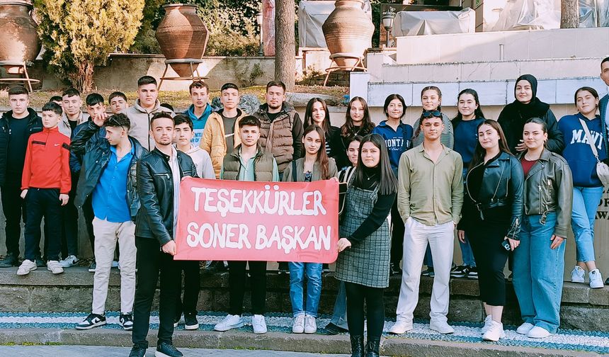 Akçaşehirli Öğrencilerin Başkent Çıkarması