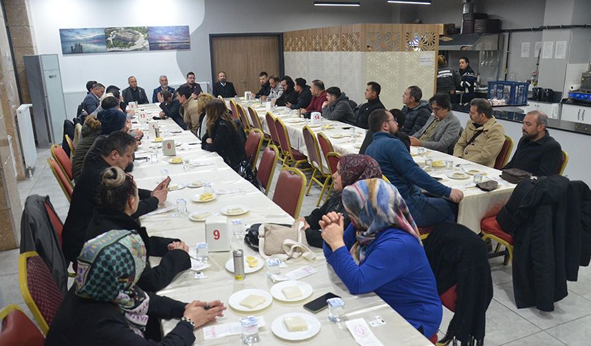 Yeniden Refah Partisi, Basınla Bir Araya Geldi