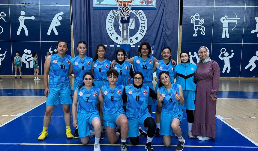 Yurtlig Karaman Kız Basketbol Takımı Bölge Şampiyonu Oldu