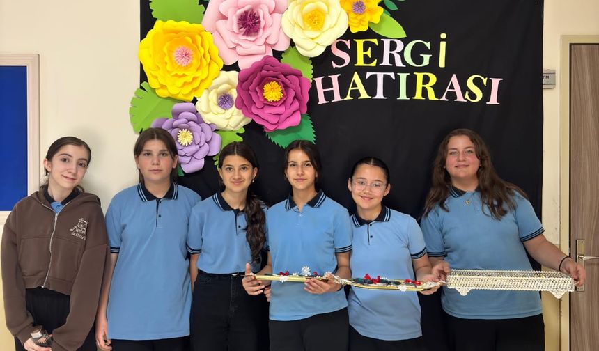 Anafartalar Ortaokulu’nda Resim Ve Teknoloji Tasarım Sergisi Ve Kermes Coşkusu