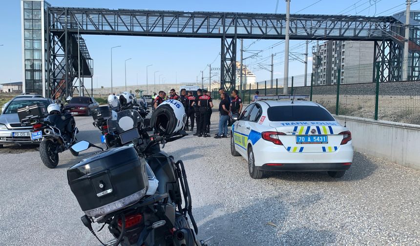 POLİSTEN KAÇAN 15 YAŞINDAKİ SÜRÜCÜ KAZA YAPINCA YAKALANDI