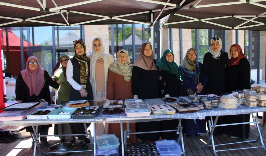 ‘AİLEMLE VARIM’ KERMESİ MİLLET BAHÇESİ’NDE AÇILDI
