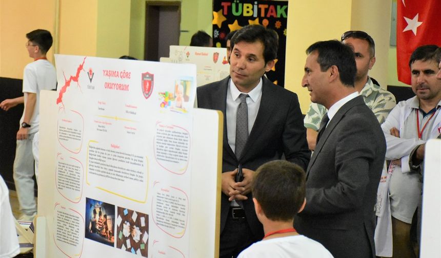 MAKBULE ORMAN ORTAOKULUNDA 4006 TÜBİTAK BİLİM FUARI SERGİSİ AÇILDI