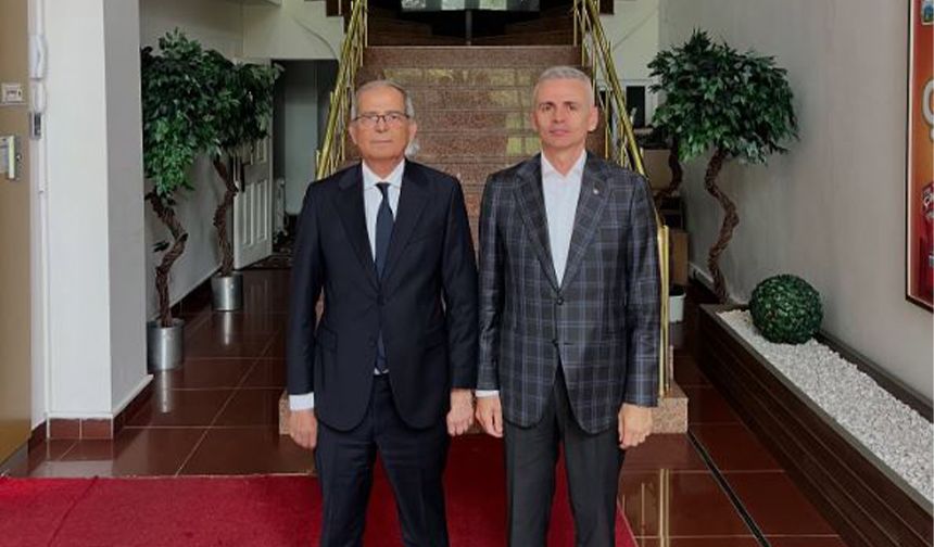 Vali Çiçekli, Saray Holding'e Taziye Ziyaretinde Bulundu